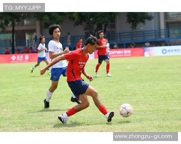 希望成为父亲的足球明星们的梦想与挑战