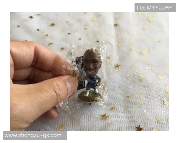 官方足球明星玩偶的种类与特色全面解析与推荐